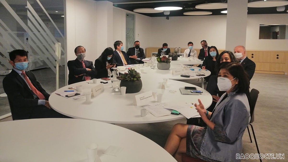 Vietnamese Ambassador pays working visit to Spain’s Barcelona